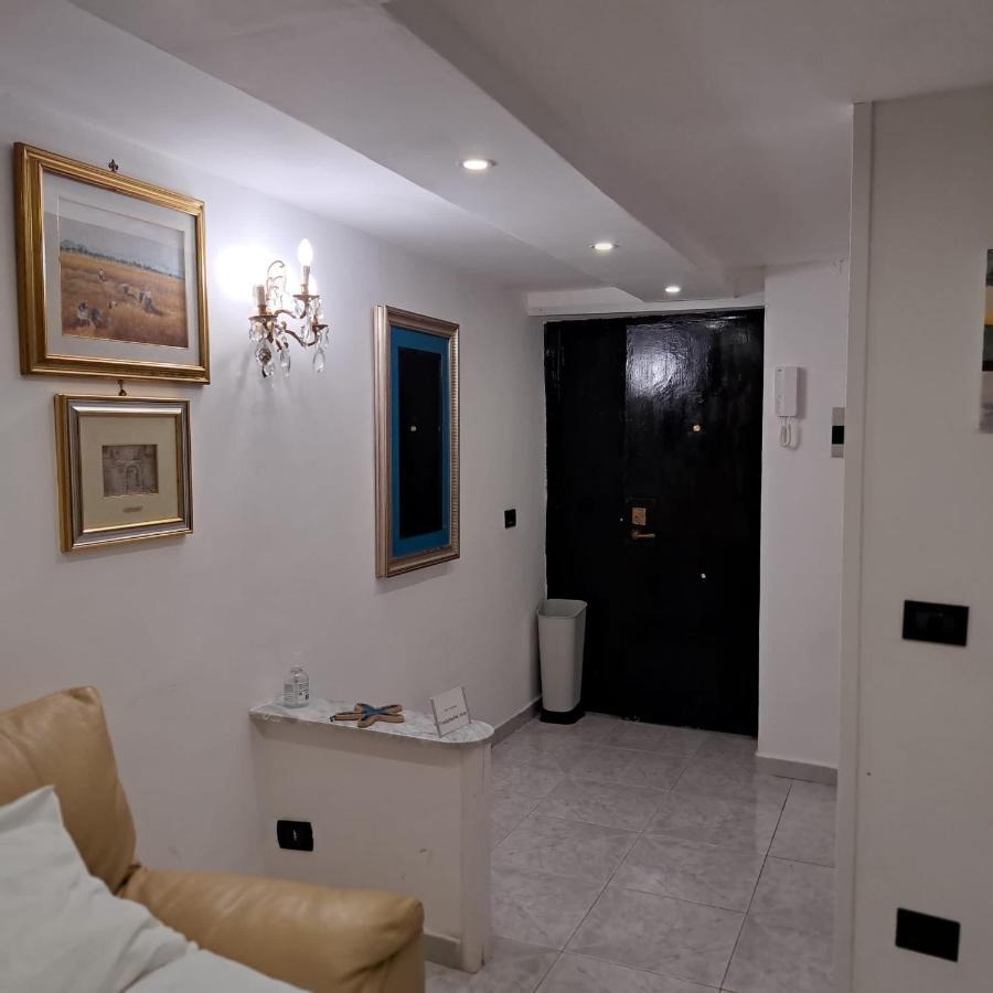 Апартаменты Centro Storico S Chiara House Неаполь Экстерьер фото