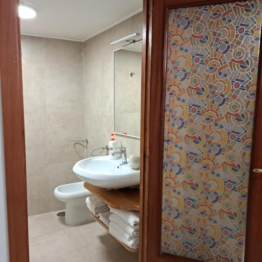 Апартаменты Centro Storico S Chiara House Неаполь Экстерьер фото